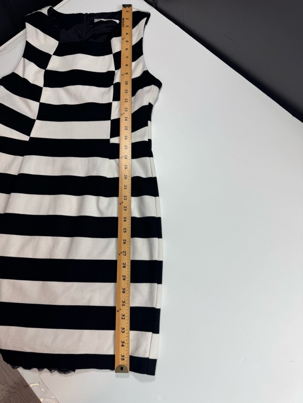Trina Turk Striped Sheath Dress Size 12 Black White Sleeveless Square Neck - Picture 11 of 13